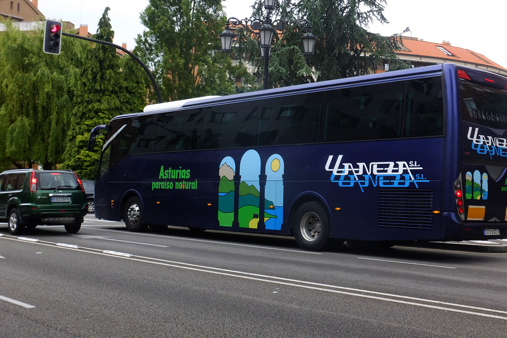 Wynajem autokarów na terenie Warszawy