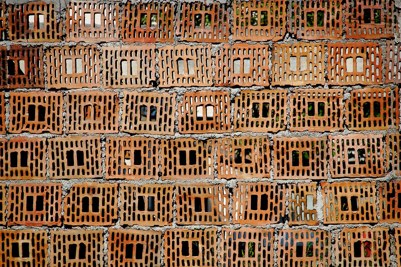 Wybór odpowiednich materiałów budowlanych na każdą inwestycję